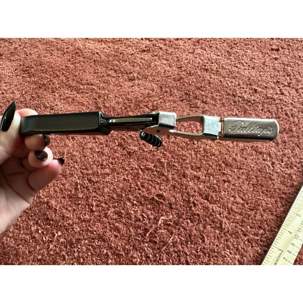 COLLECTABLE WINE CORKSCREW,‎ BOTTLE CAP OPENER 4.75 Inches- PULLTAPS